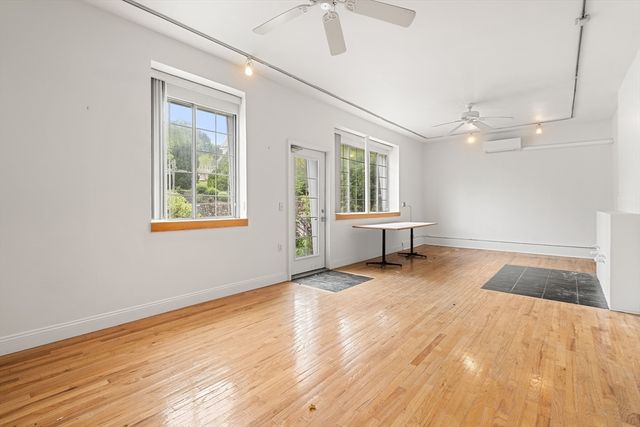 1205 Massachusetts Ave, Arlington, MA 02476