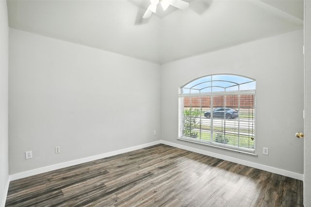 6605 Oxford Lane, The Colony, TX 75056