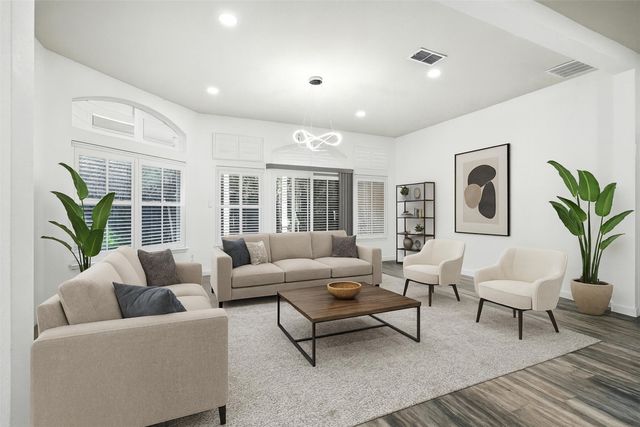 6605 Oxford Lane, The Colony, TX 75056