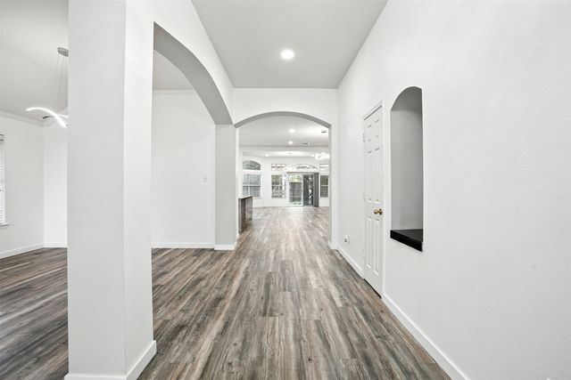 6605 Oxford Lane, The Colony, TX 75056