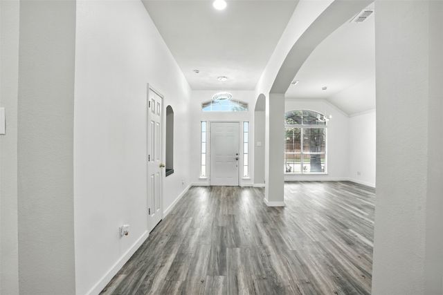 6605 Oxford Lane, The Colony, TX 75056