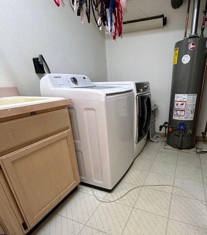 1518 W 96th Place, Crown Point, IN 46307