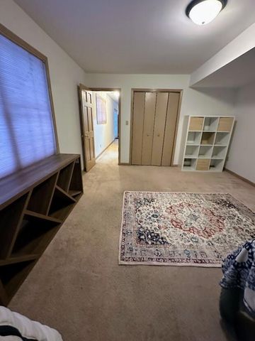 1518 W 96th Place, Crown Point, IN 46307