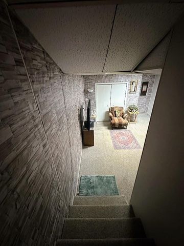 1518 W 96th Place, Crown Point, IN 46307