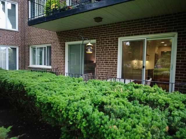1290 N Western Avenue 103, Lake Forest, IL 60045
