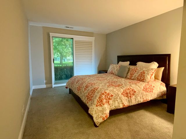 1290 N Western Avenue 103, Lake Forest, IL 60045