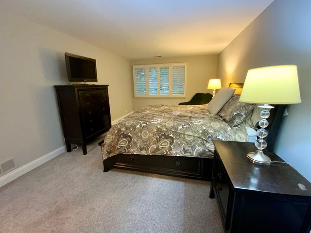 1290 N Western Avenue 103, Lake Forest, IL 60045