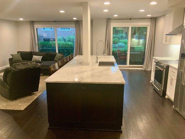 1290 N Western Avenue 103, Lake Forest, IL 60045