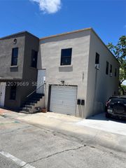 821 N Tamarind Ave B, West Palm Beach, FL 33401