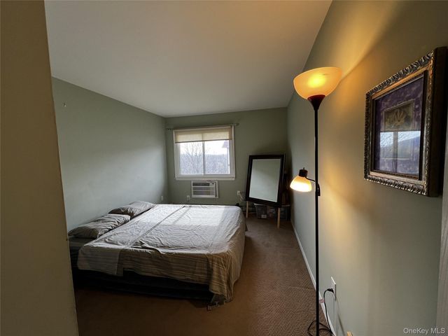 14 Skyline Drive 15, Fishkill, NY 12524