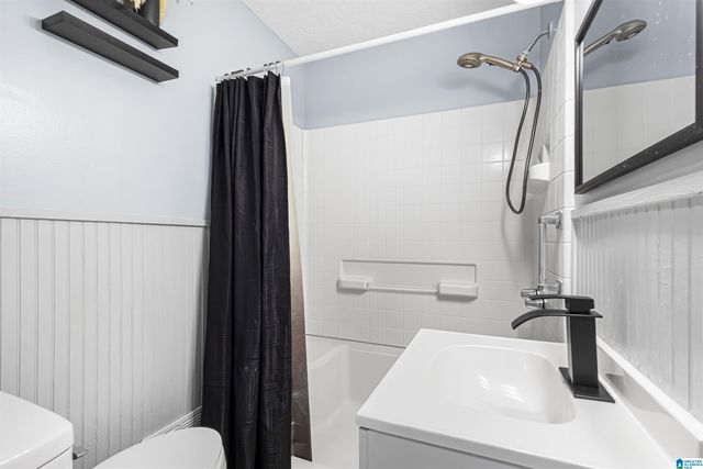 500 MAUMEE BOULEVARD, Weaver, AL 36277