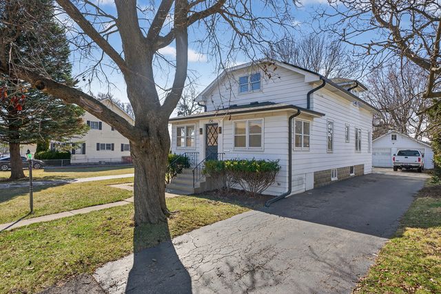 156 Wille Avenue, Wheeling, IL 60090