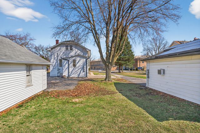 156 Wille Avenue, Wheeling, IL 60090
