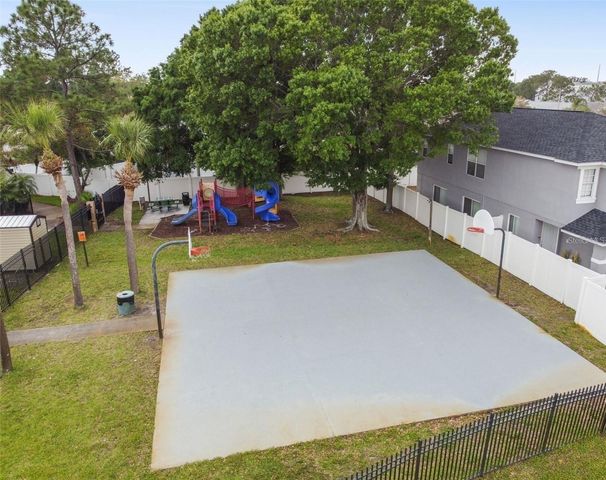 915 BURLWOOD STREET, Brandon, FL 33511