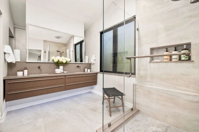 9 Sierra Blanco, Lake Forest, CA 92610