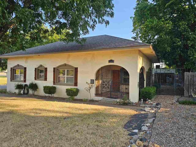 1215 NW Lake Ave, Lawton, OK 73507