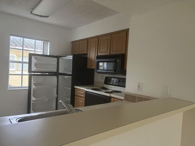 1015 Lake Shore Drive 202, Lake Park, FL 33403