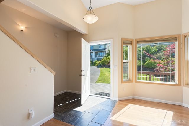 8 80th Drive NE, Lake Stevens, WA 98292