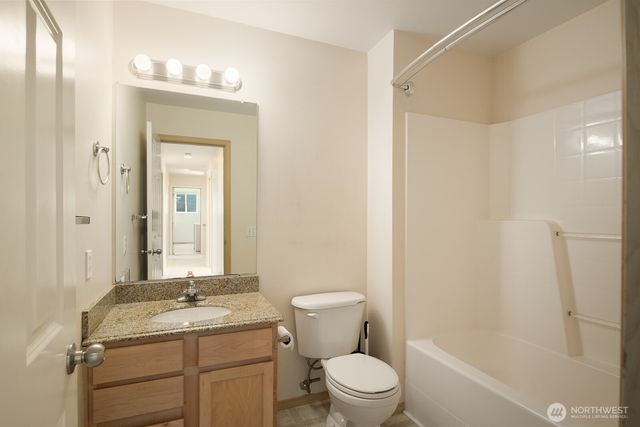 8 80th Drive NE, Lake Stevens, WA 98292