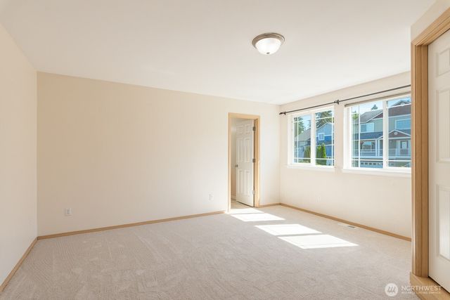 8 80th Drive NE, Lake Stevens, WA 98292