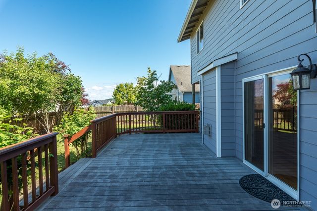 8 80th Drive NE, Lake Stevens, WA 98292