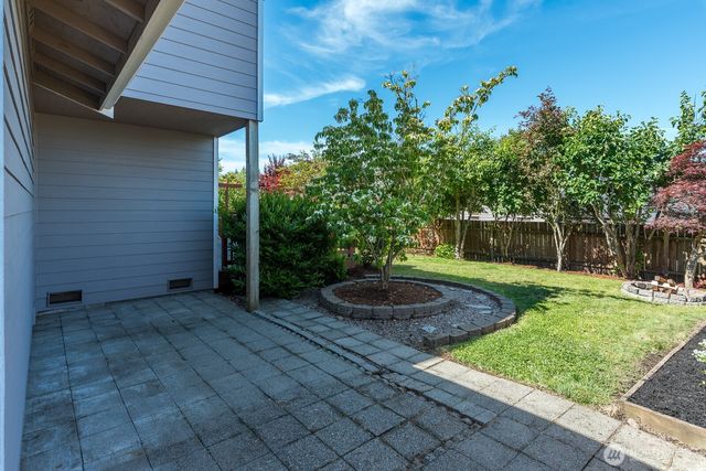 8 80th Drive NE, Lake Stevens, WA 98292