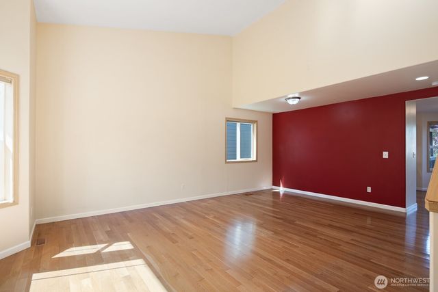 8 80th Drive NE, Lake Stevens, WA 98292