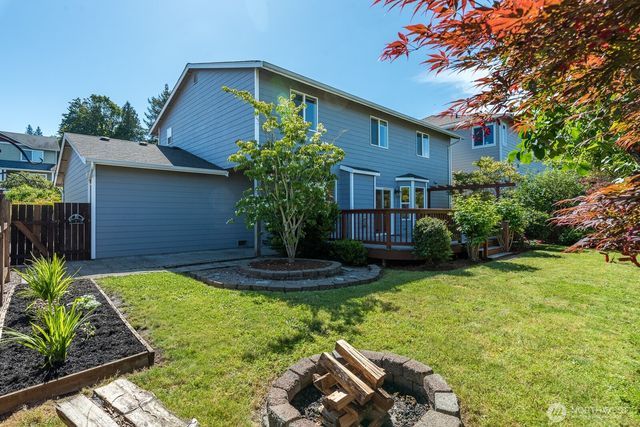 8 80th Drive NE, Lake Stevens, WA 98292