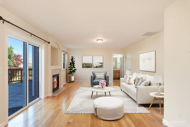 8 80th Drive NE, Lake Stevens, WA 98292