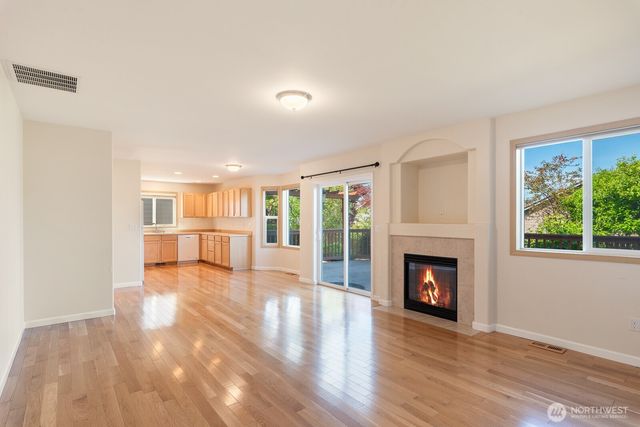 8 80th Drive NE, Lake Stevens, WA 98292