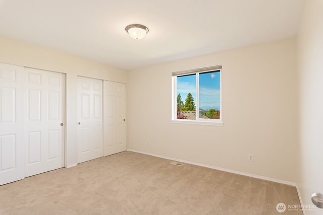 8 80th Drive NE, Lake Stevens, WA 98292
