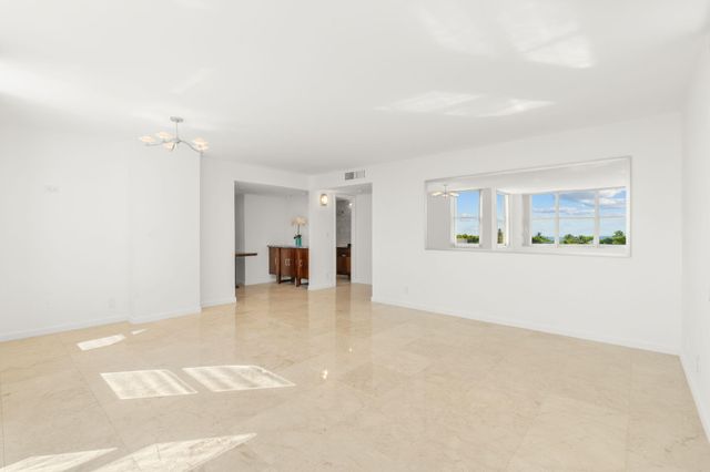 3015 N Ocean Boulevard 5F, Fort Lauderdale, FL 33308