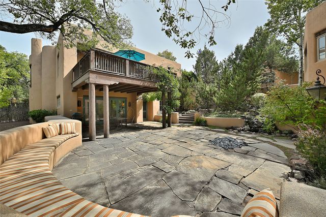 1275 Canyon Road, Santa Fe, NM 87501