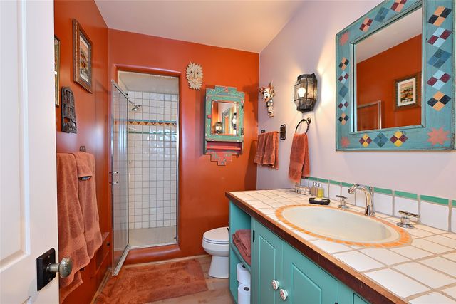 1275 Canyon Road, Santa Fe, NM 87501