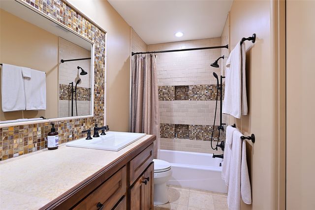 1275 Canyon Road, Santa Fe, NM 87501