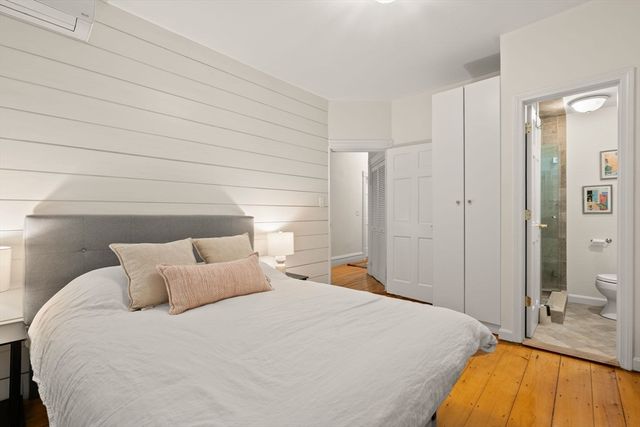 281 Chestnut Ave 1, Boston, MA 02130