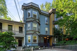281 Chestnut Ave 1, Boston, MA 02130