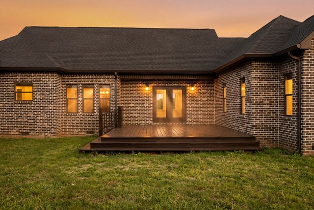 28 Henderson Rd, Lynchburg, TN 37352