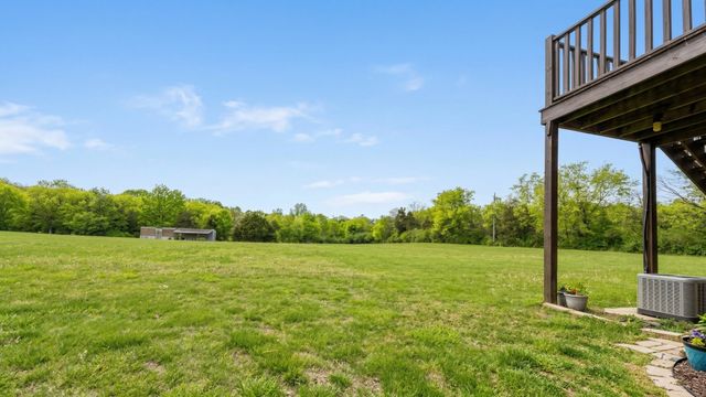 28 Henderson Rd, Lynchburg, TN 37352