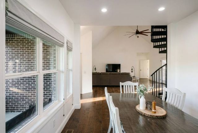 28 Henderson Rd, Lynchburg, TN 37352