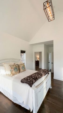 28 Henderson Rd, Lynchburg, TN 37352