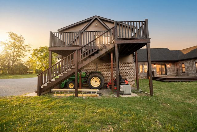 28 Henderson Rd, Lynchburg, TN 37352