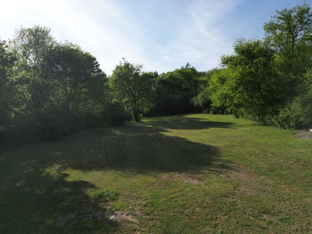 28 Henderson Rd, Lynchburg, TN 37352
