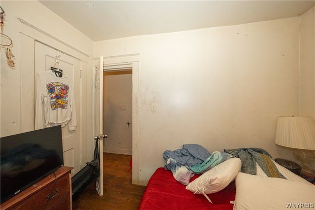 1158 Ontario Avenue, Niagara Falls, NY 14305