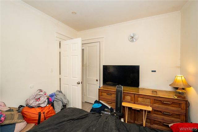 1158 Ontario Avenue, Niagara Falls, NY 14305