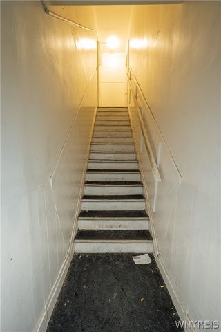 1158 Ontario Avenue, Niagara Falls, NY 14305