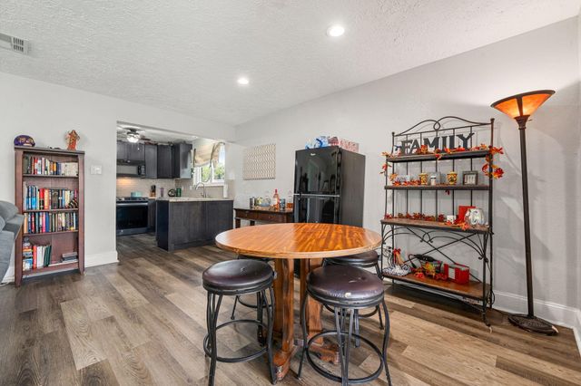 2814 Mayflower Landing Court, Webster, TX 77598