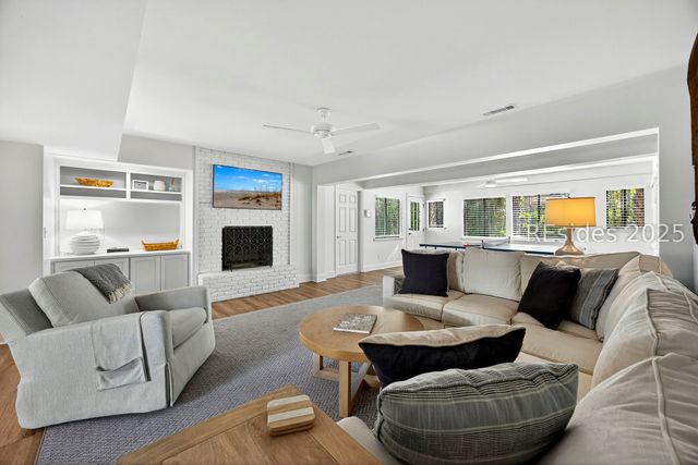 9 Bald Eagle Rd, Hilton Head Island, SC 29928