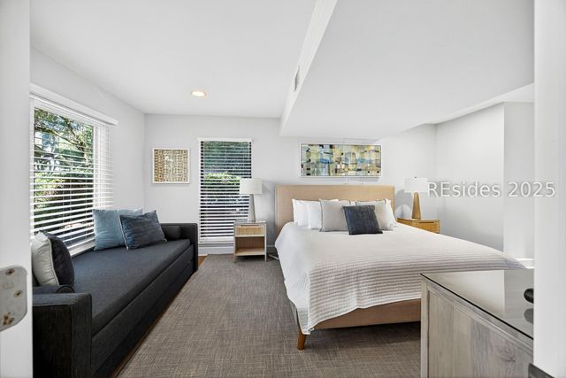 9 Bald Eagle Rd, Hilton Head Island, SC 29928