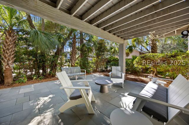 9 Bald Eagle Rd, Hilton Head Island, SC 29928